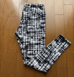 ☆美品☆ SKALLER ヨガパンツ レギンス　ヨガウェア ココ