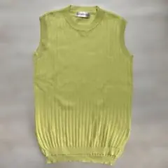 イエローノースリーブニット