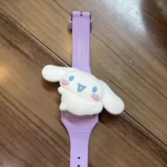 シナモンロール　時計　ガチャガチャ