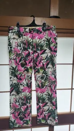 Loudmouth フラミンゴ柄パンツ