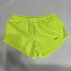 Nike 蛍光イエロー ランニングショーツ M レディース women’s