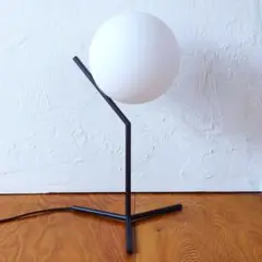 FLOS ランプ　フロア　ほぼ新品　【引き取り限定】 FLOS ランプ フロア ほぼ新品 【引き取り限定】 - メルカリ