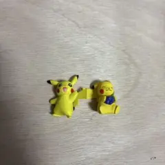 ピカチュウ　ガチャガチャ モンコレ
