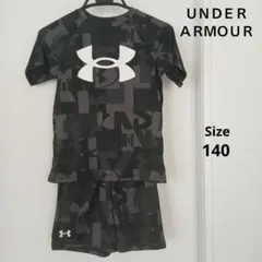 UNDER ARMOUR 半ズボン・ハーフパンツセット 140