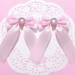 ピンク色　ピンク　リボン　ヘアクリップ　量産型　推しカラー　推し活　ヘアメイク