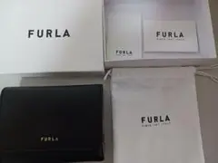 FURLA 財布