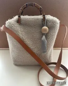 最終値下げ　ファー素材 ショルダーバッグ バンブーハンドル