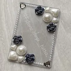 B8【薔薇＊ハート＊ビジュー＊パール】硬質ケース♡デコ♡ブラック・ホワイト系