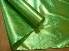 ゴールドメタリック金襴生地（緑、幅92cm×長さ1ｍ）