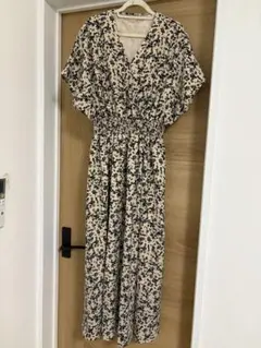 花柄ロングワンピース
