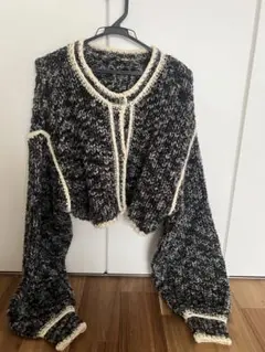 Item thumbnail for item 051f3539-a1aa-4f57-b647-0720a6c656a4