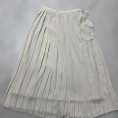 UNIQLO オフホワイト プリーツスカート M