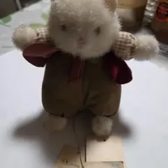 猫ぬいぐるみ　　　マダムk