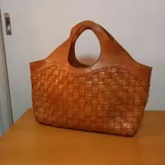レザー編み込みハンドバッグ 中型 茶色