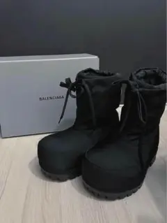【BALENCIAGA】アラスカのフェイクファースノーブーツ Black 2025年最新】Alaska balenciagaの人気アイテム - メルカリ