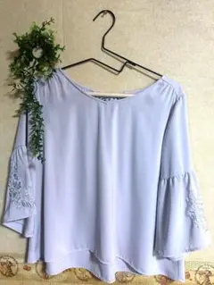ピンク 花刺繍 ブラウス イッツデモ 綺麗め オフィス デート 清楚 モテ