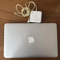 MacBook Air (11-inch, Early 2015) 本体