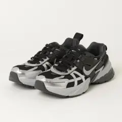 NIKE V2K RUN （24cm）