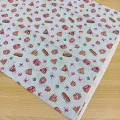 ★B811★ メイドインジャパン/ブランド/プリント生地/50cm