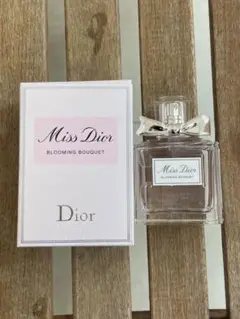 Dior ミス ディオール ブルーミング ブーケ オードゥトワレ 50ml