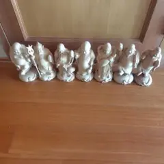 七福神　柘植一刀彫り　高さ約20㌢