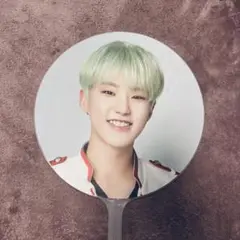 《 SEVENTEEN ホシ 》 IDEAL CUT うちわ