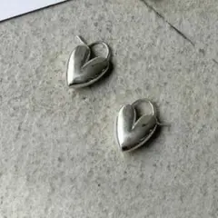 Item thumbnail for item 0ab35f9b-df12-4e98-b32a-1f61029f27bf