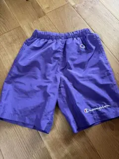 Champion 半ズボン 紫色