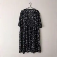 花柄5分袖ワンピース