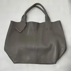 Item thumbnail for item f4c323cd-b5b8-430d-af38-0bc7b5bd47a1