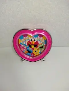 セサミストリート ハート型置時計
