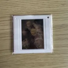 Item thumbnail for item 9c6c04ef-ffb8-4da8-a0a7-c9cd74c1ef0d