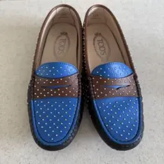 お値下げ‼️ TOD'S スタッズ　ドライビングシューズ36.5 23.5cm