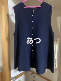 しまむら　HKパールボタンペプラムノースリーブニットLL