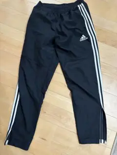 adidas 黒 ジャージパンツ Mサイズ