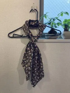 花柄スカーフ