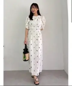 FRAY.ID フルーツエンブロイダリーパフスリーブワンピース