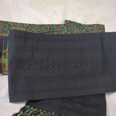 伝統的な黒緑刺繍博多献上帯房付き