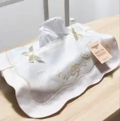♥️新品未使用 近沢レース 刺繍リボン付きティッシュボックスカバー 上品♥️
