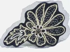 HIROKO KOSHINO 花刺繍ブローチ
