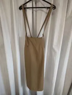 ベージュ サスペンダー付き タイトスカート