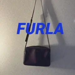 FURLA ショルダーバッグ　斜め掛け　調整可能