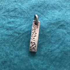 シルバーネックレスチャーム