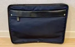 美品　フェリージ　クラッチバッグ　888
