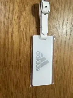 新品　adidas ネームプレート ホワイト(名入れ不可)