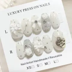 現品୨୧バレエコアネイルチップ　　乳白色ホワイト　薔薇　バレリーナ　トップ二重済