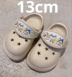 ポケモン サンダル クリーム色 星型穴