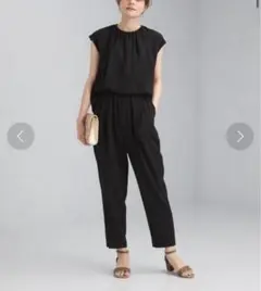 ✨美品✨グリーンレーベルリラクシング　オールインワン　サロペット　ギャザー　黒