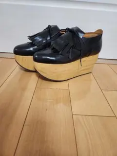 Item thumbnail for item 5d551b66-72aa-4523-b110-51c153ed8c28