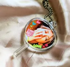 Item thumbnail for item 768f2bd0-64fc-433d-b0cb-b6c816f7c9e5